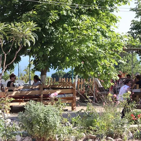 Ikizler Konuk Evi Гостевой дом