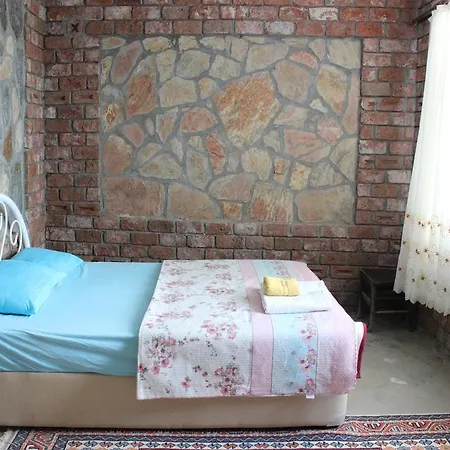 Ikizler Konuk Evi Гостевой дом